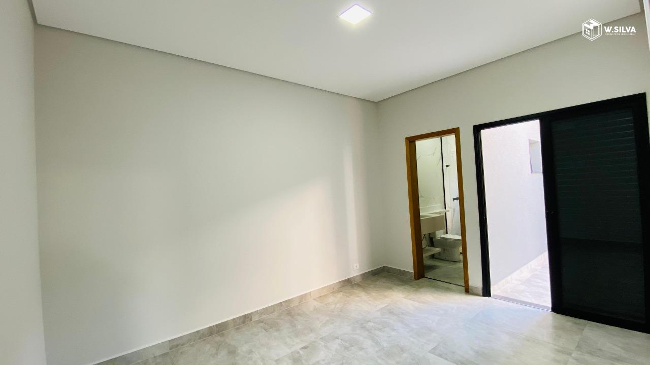 Casa em Bairro à venda no Jardim Residencial Veneza: Suíte