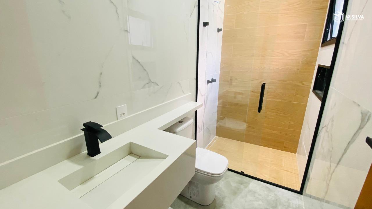 Casa em Bairro à venda no Jardim Residencial Veneza: Banheiro social