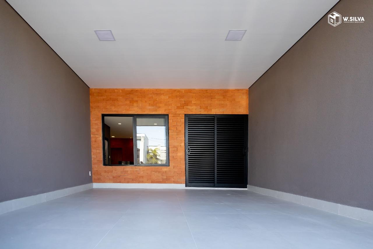 Casa em Condomínio à venda no Condomínio Park Gran Reserve: Garagem com armário