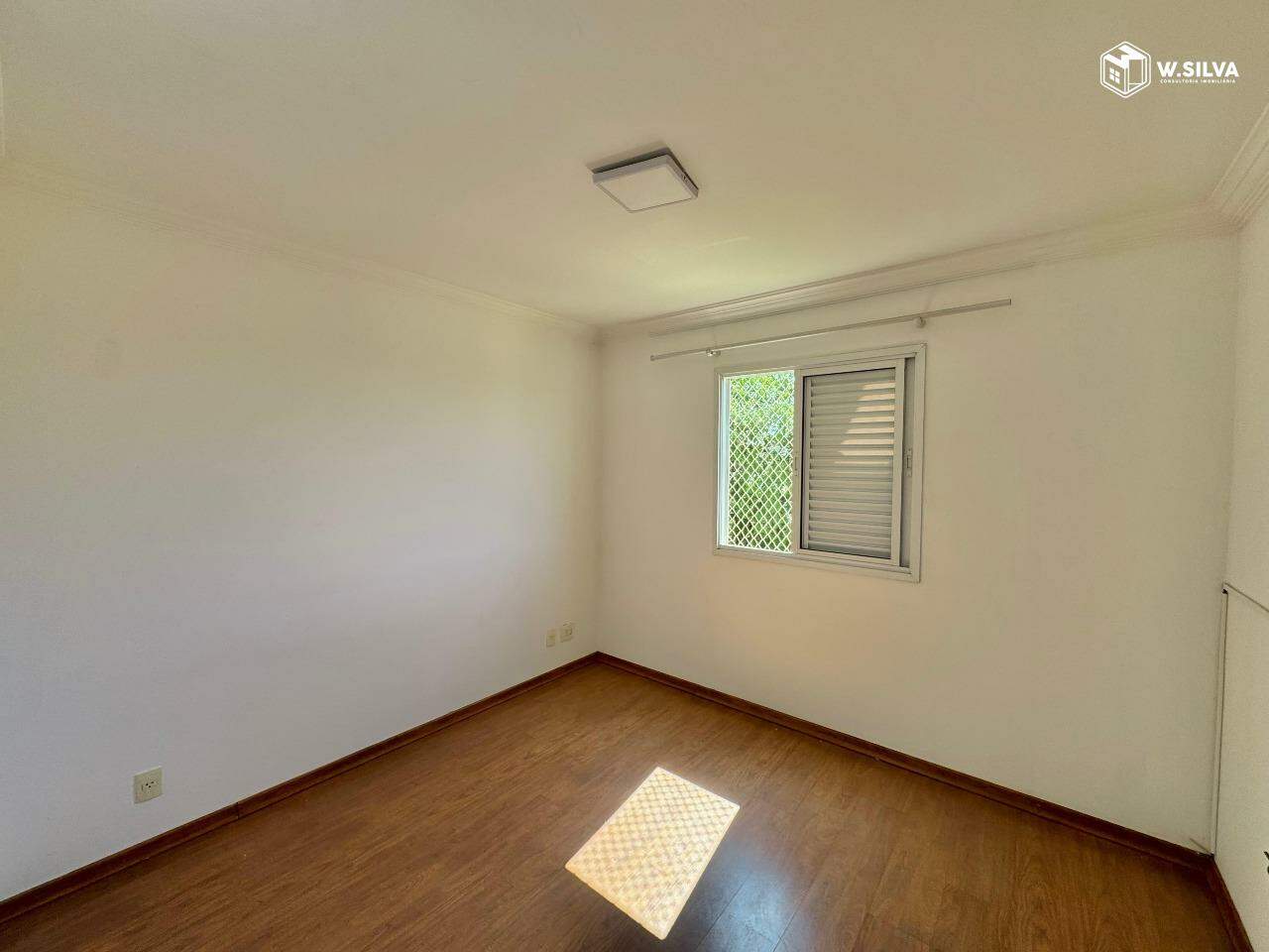 Apartamento à venda no Condomínio Portal das Flores: 