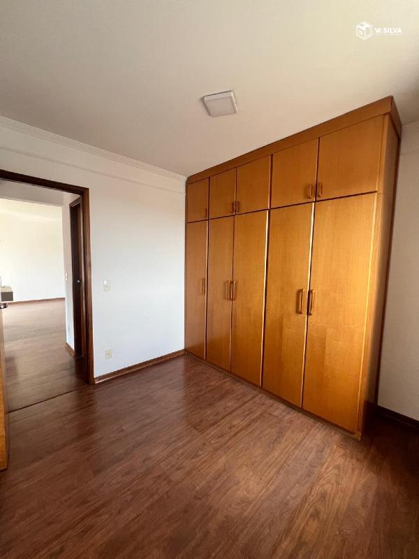 Apartamento à venda no Condomínio Portal das Flores: 