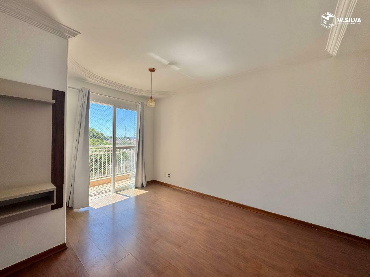 Apartamento à venda no Condomínio Portal das Flores: 