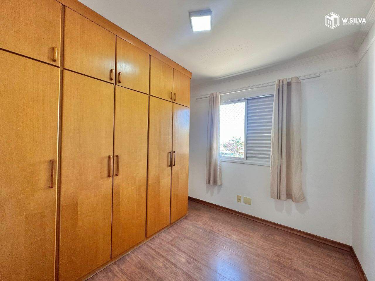 Apartamento à venda no Condomínio Portal das Flores: 