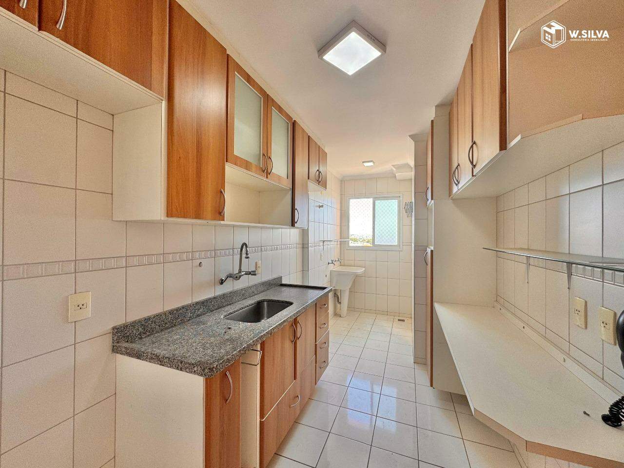 Apartamento à venda no Condomínio Portal das Flores: 