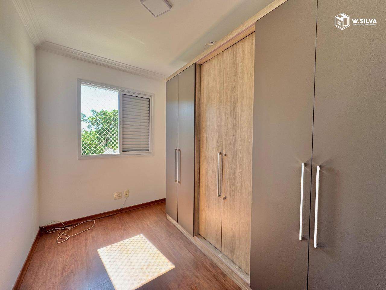 Apartamento à venda no Condomínio Portal das Flores: 
