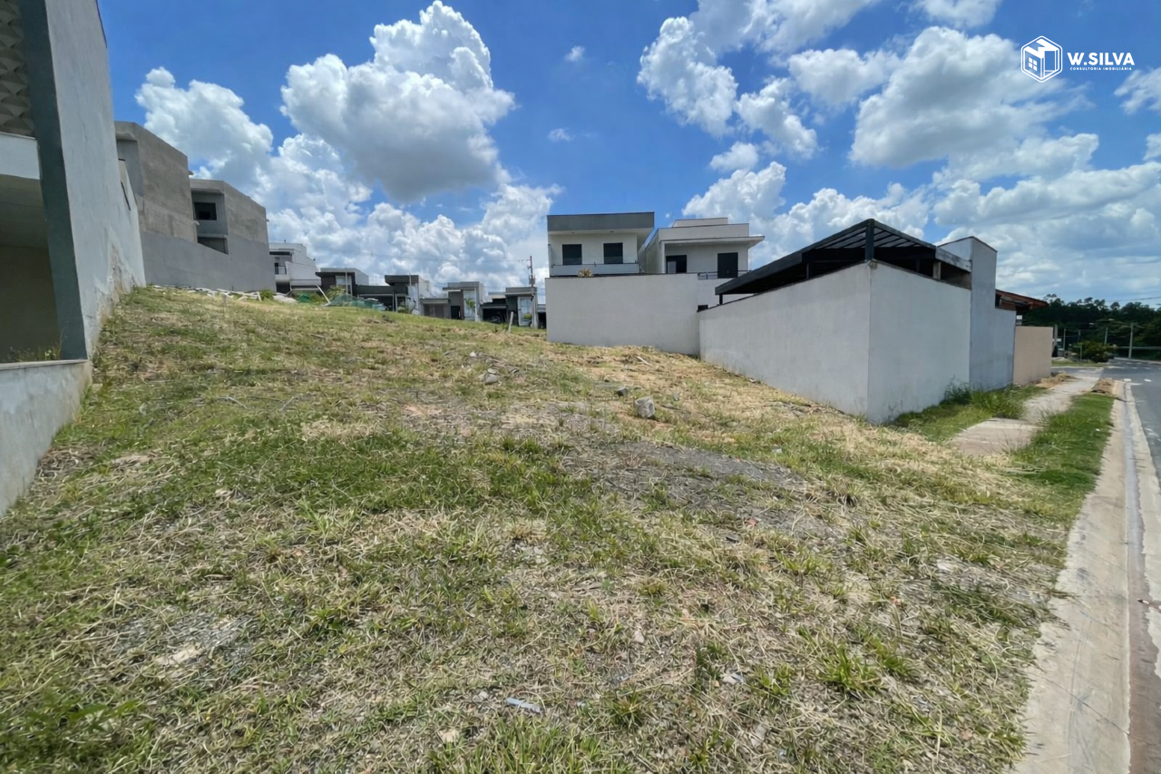 Terreno em condomínio à venda no Condomínio Park Gran Reserve: 