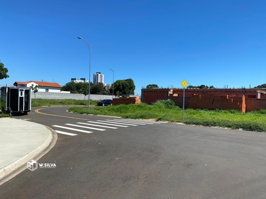 Terreno em condomínio à venda no Residencial Creta - Park Meraki : 