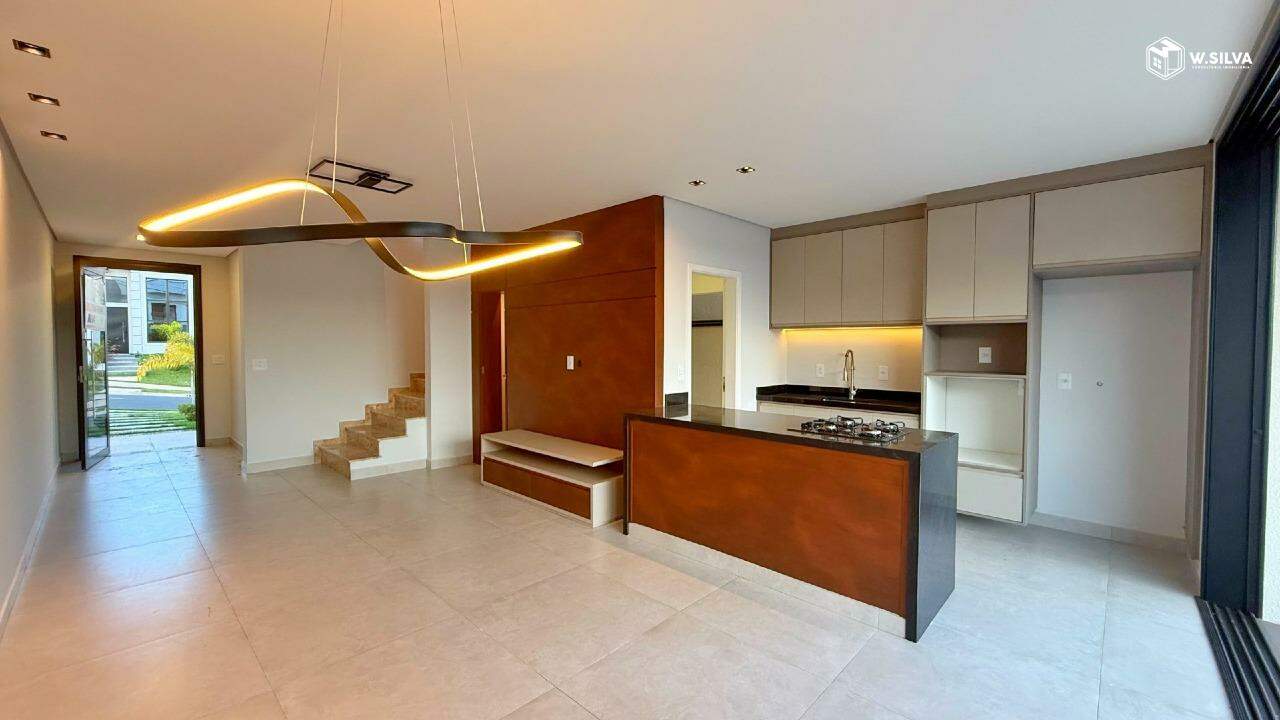 Casa em Condomínio à venda no Condomínio Park Gran Reserve: 