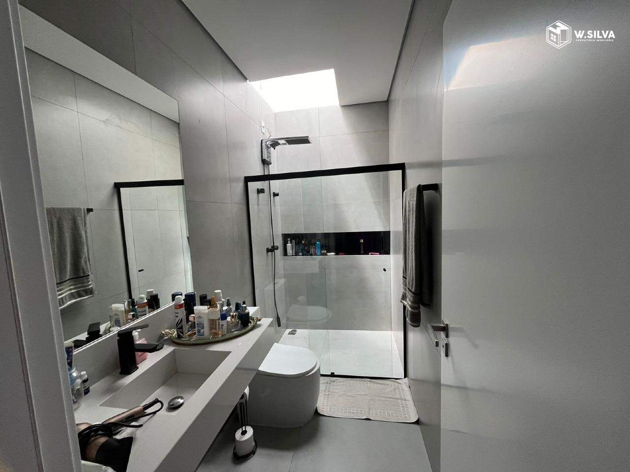 Casa em Condomínio à venda no Condomínio Residencial Laguna: 