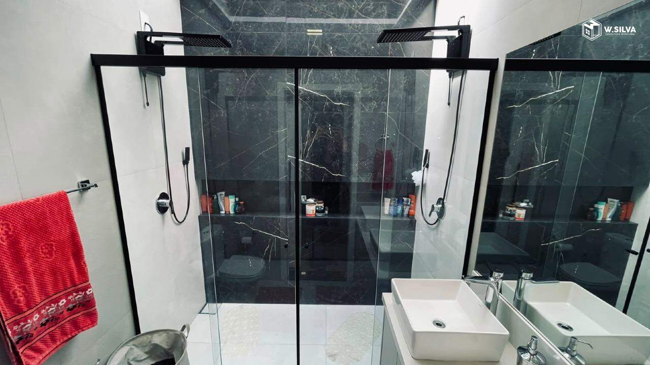 Casa em Condomínio à venda no Condomínio Park Gran Reserve: