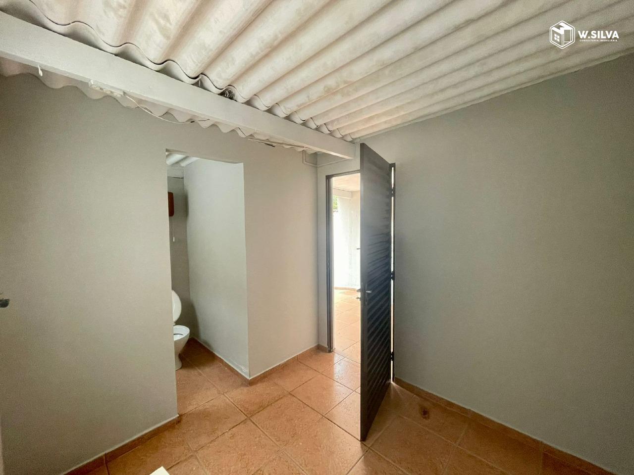 Casa em Bairro à venda no Vila Suíça: 