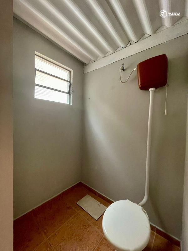 Casa em Bairro à venda no Vila Suíça: 