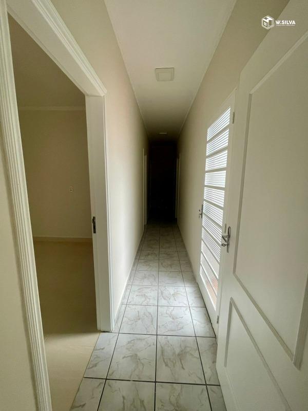 Casa em Bairro à venda no Vila Suíça: 