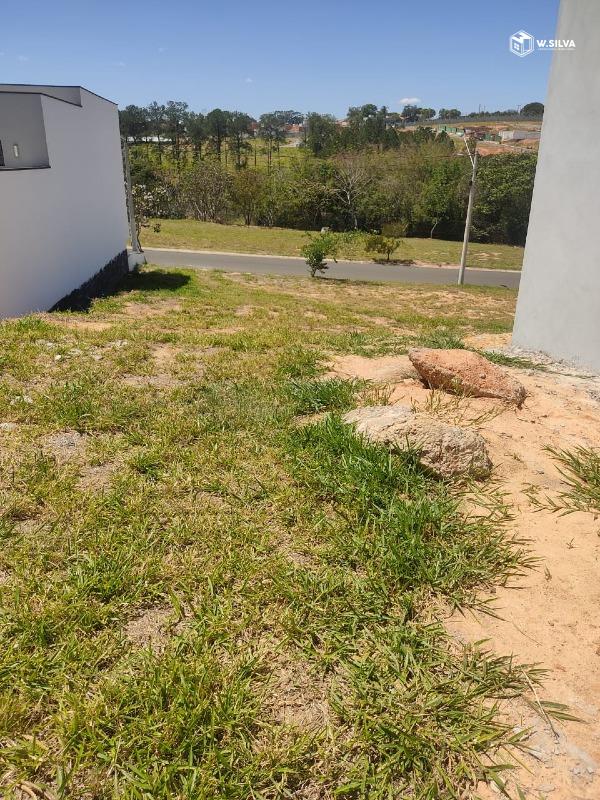 Terreno em condomínio à venda no Condomínio Park Gran Reserve: 