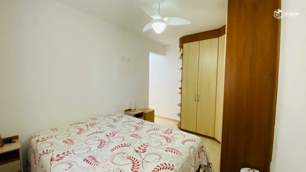 Apartamento à venda no Edifício Piazza Treviso: suíte