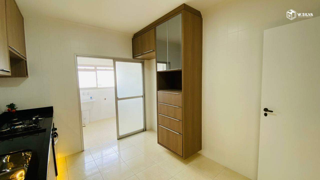 Apartamento à venda no Edifício Ana Lucia: cozinha