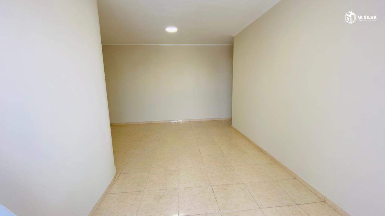 Apartamento à venda no Edifício Ana Lucia: sala estar / jantar
