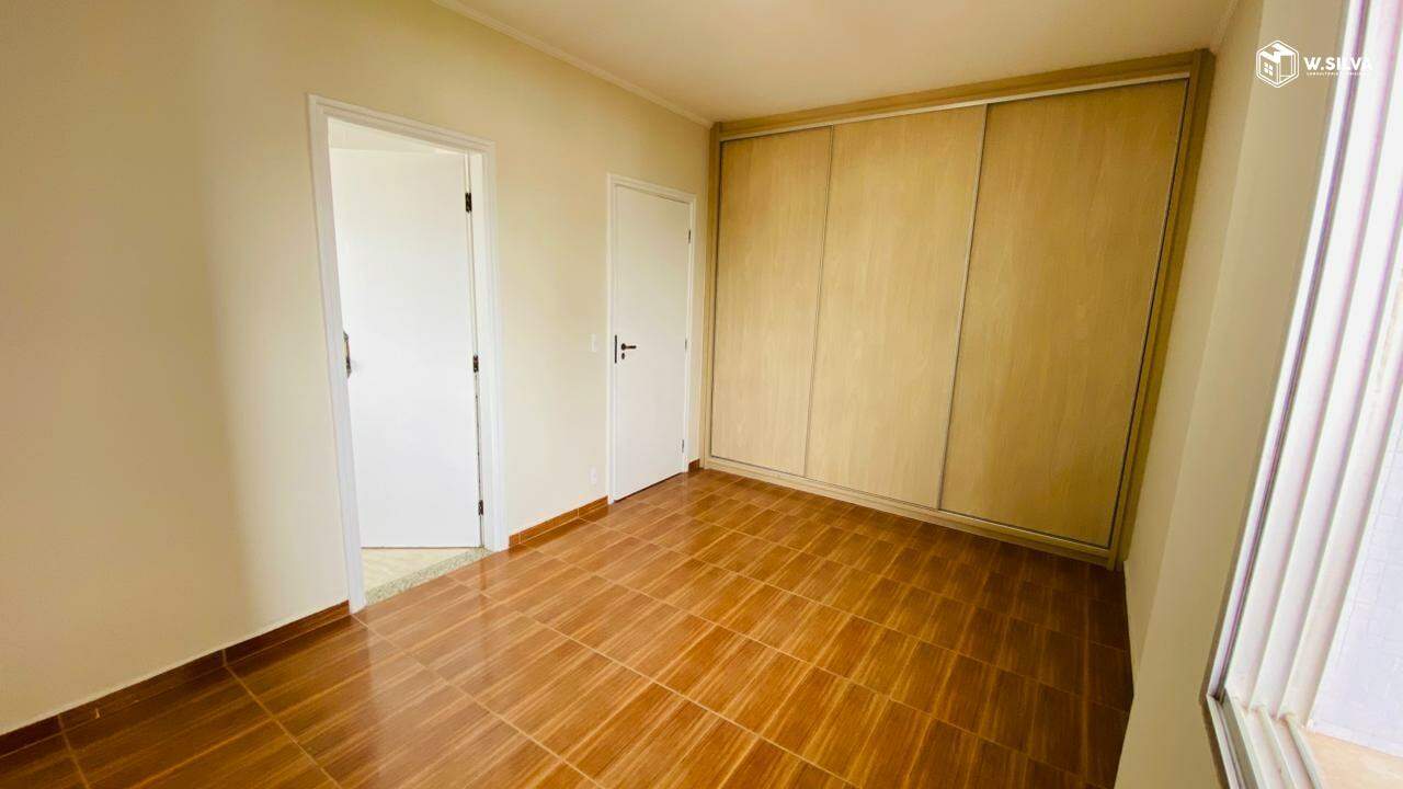 Apartamento à venda no Edifício Ana Lucia: suíte