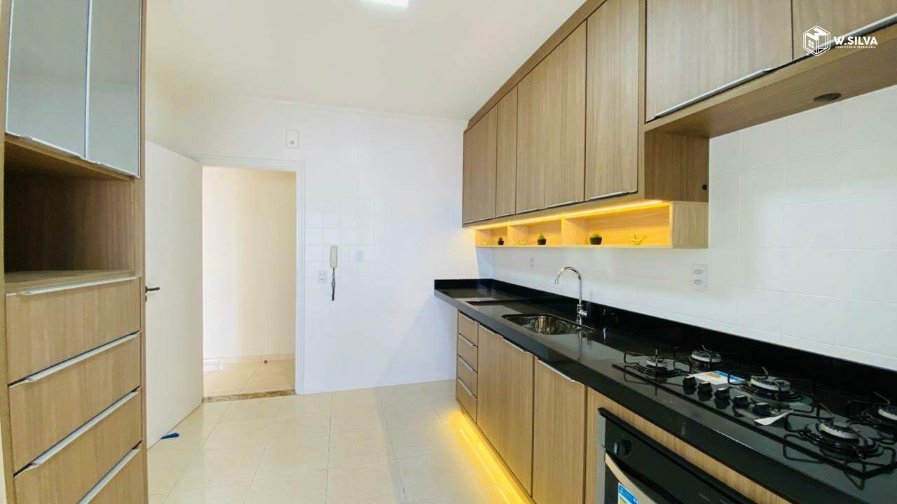 Apartamento à venda no Edifício Ana Lucia: cozinha