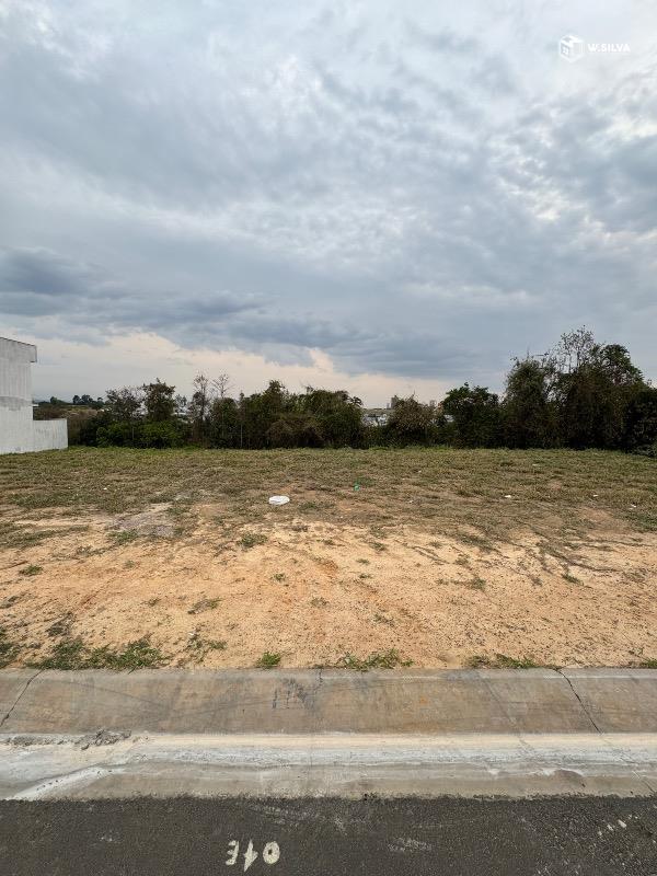 Terreno em condomínio à venda no Condomínio Park Gran Reserve: 