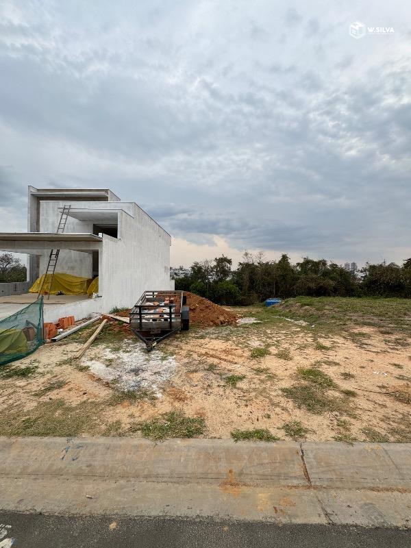 Terreno em condomínio à venda no Condomínio Park Gran Reserve: 