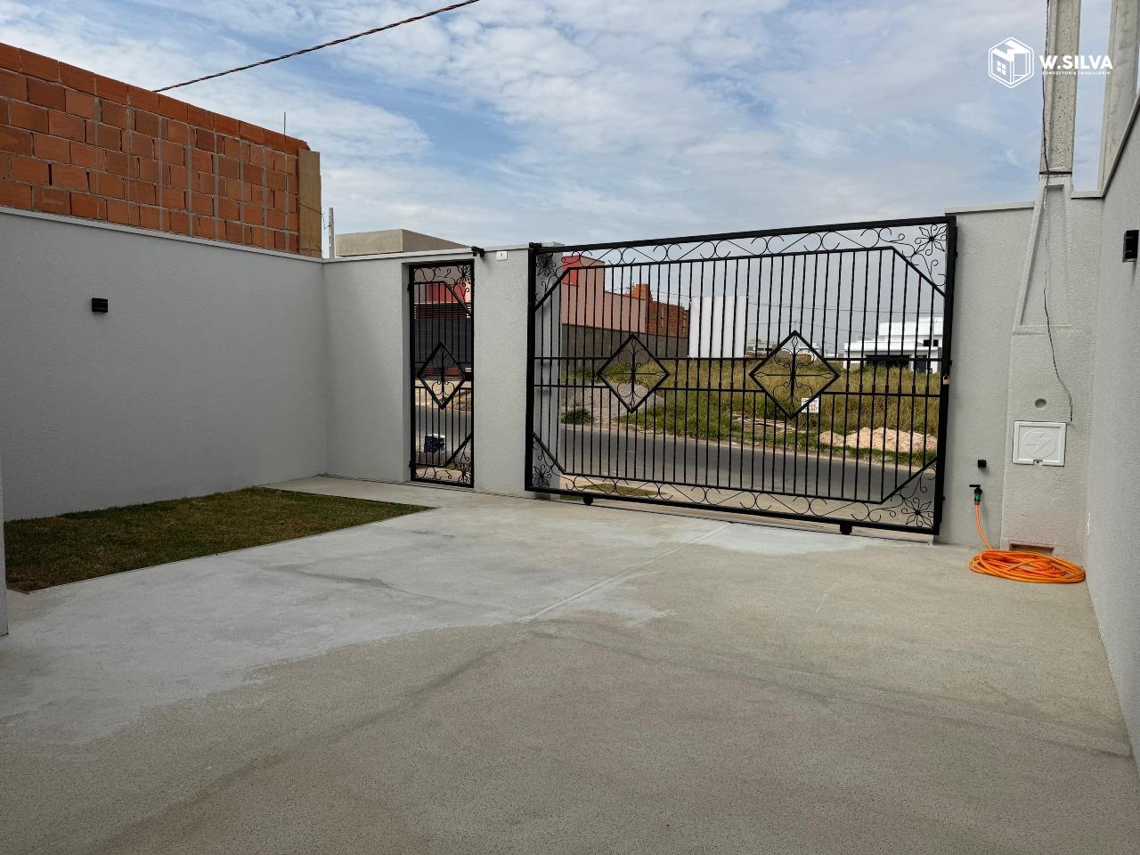 Casa em Bairro à venda no Jardim Bom Sucesso: 