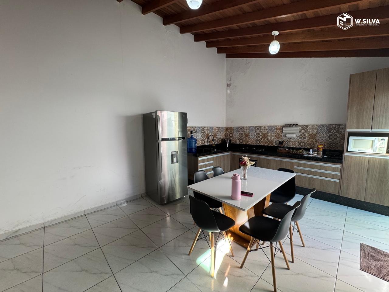 Casa em Bairro à venda no Jardim dos Colibris: 