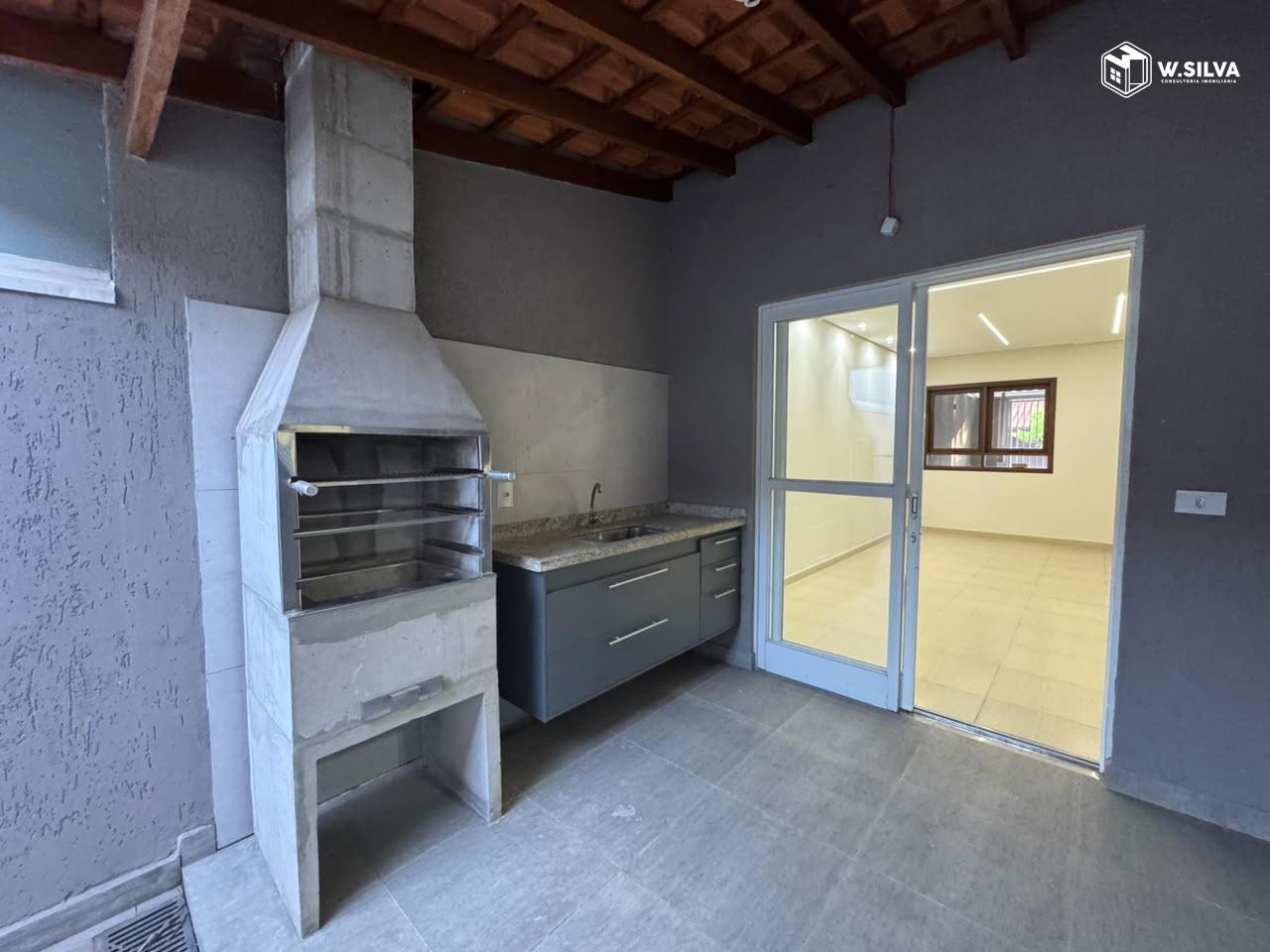 Casa à venda no Jardim Colonial: