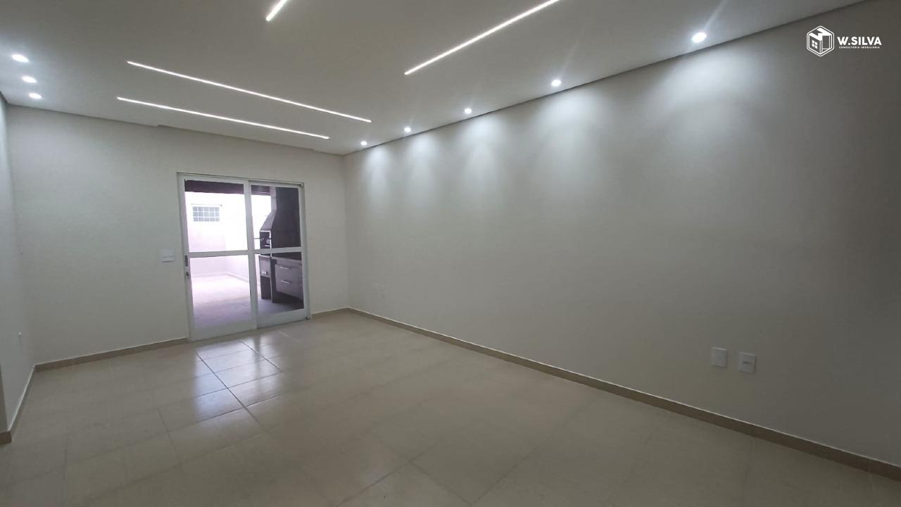 Casa em Bairro à venda no Jardim Colonial: 