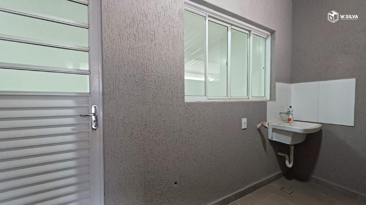 Casa em Bairro à venda no Jardim Colonial: 