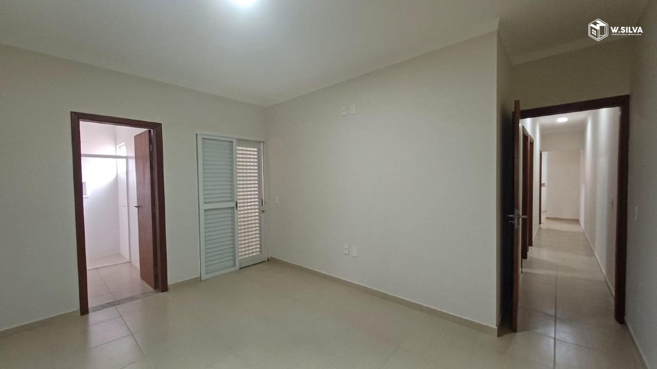 Casa em Bairro à venda no Jardim Colonial: 