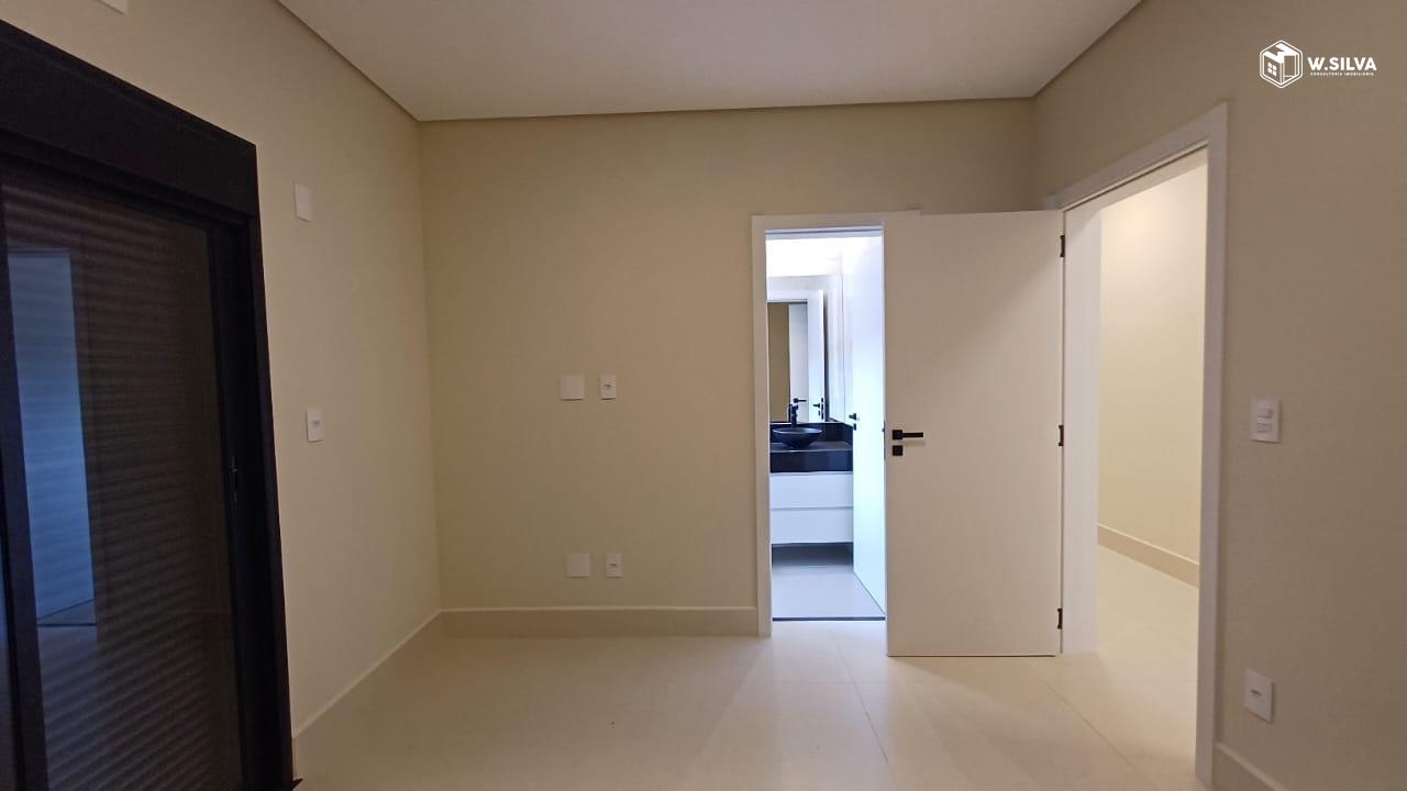 Casa em Condomínio à venda no Condomínio Park Gran Reserve: 