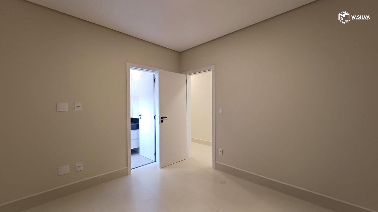 Casa em Condomínio à venda no Condomínio Park Gran Reserve: 