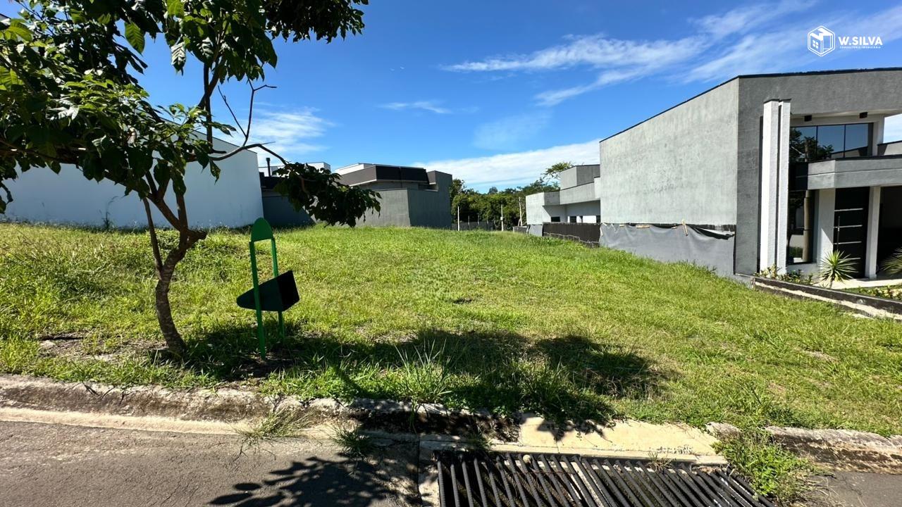 Terreno em condomínio à venda no Condomínio Residencial Laguna: 