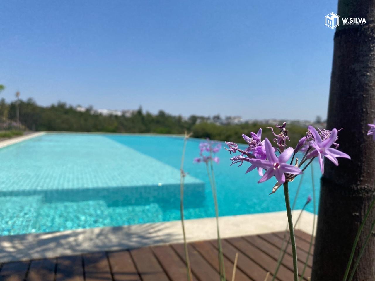 Terreno em condomínio à venda no Casa do Lago: 