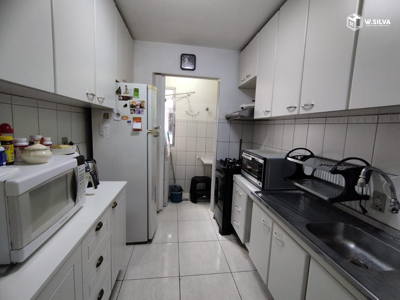 Apartamento à venda no Village Azaleia: 