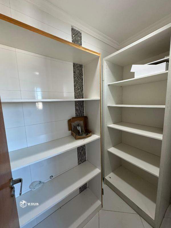 Apartamento para aluguel no Edifício Kellen :