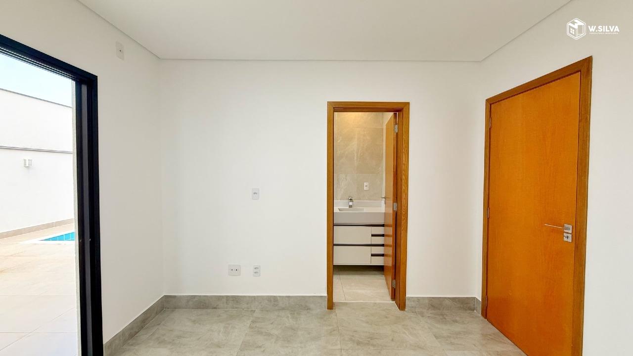 Casa em Condomínio à venda no Condomínio Piemonte: Suíte