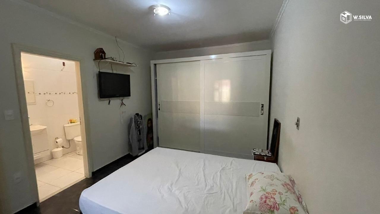 Casa em Bairro à venda no Vila Rubens: 