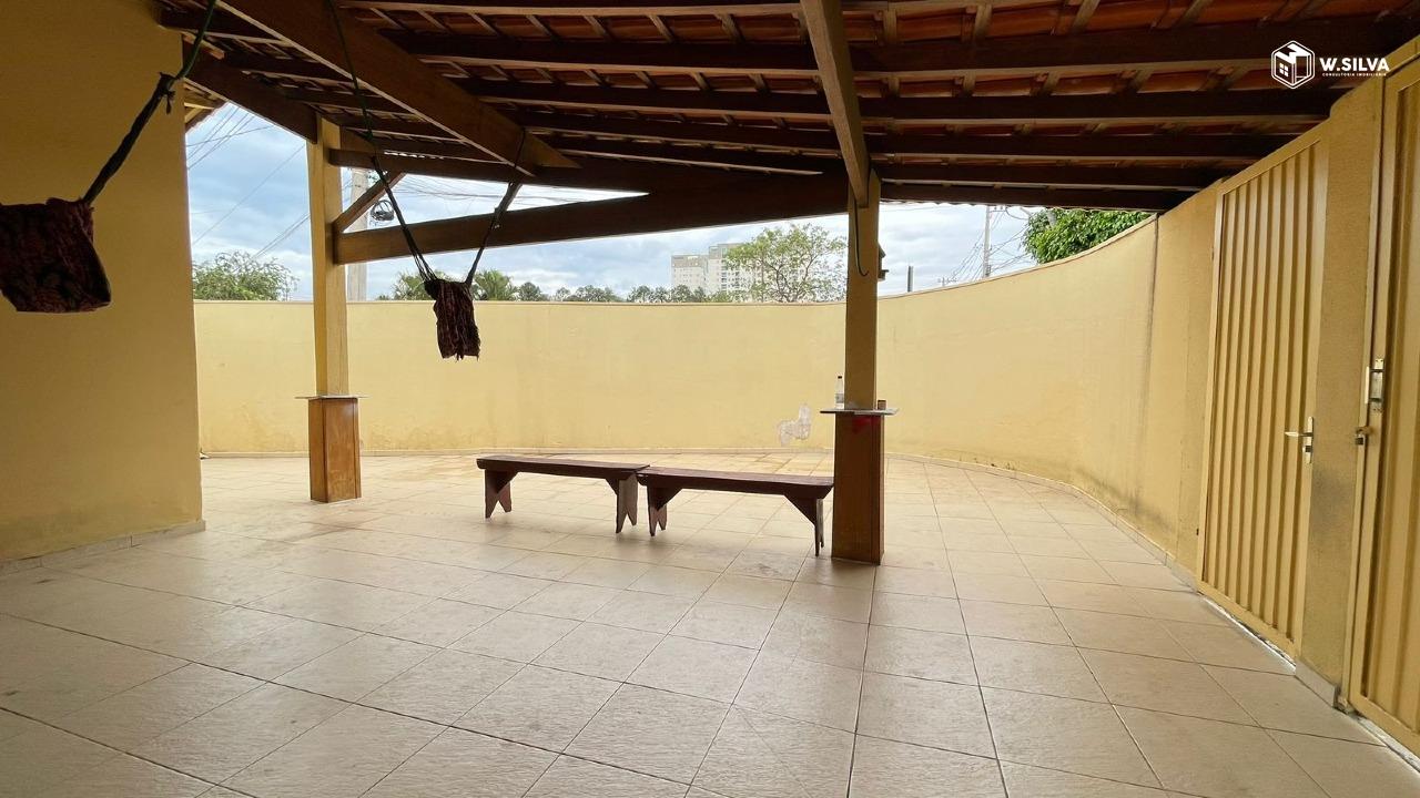 Casa em Bairro à venda no Vila Rubens: 