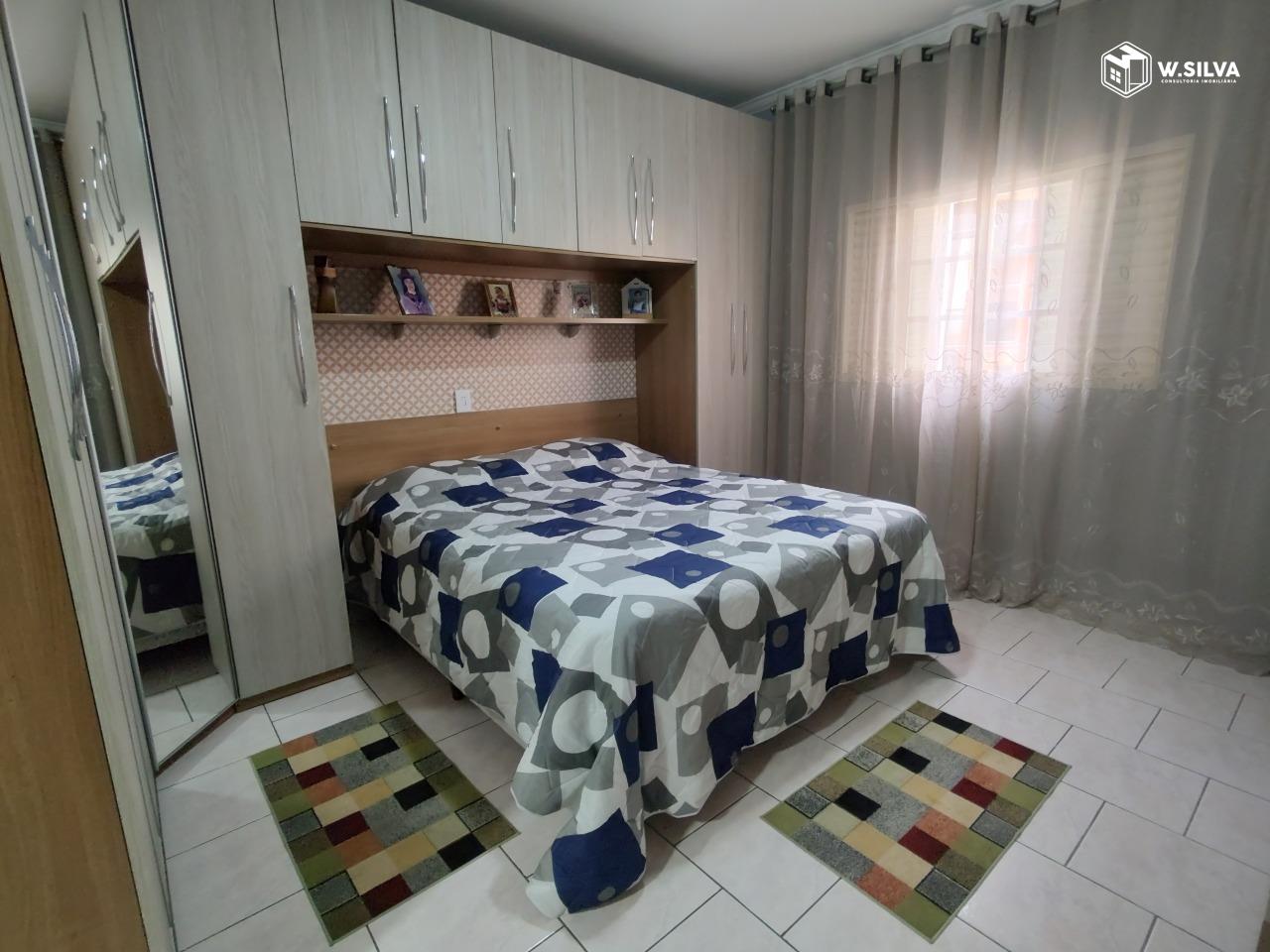 Casa em Bairro à venda no Parque São Lourenço: 