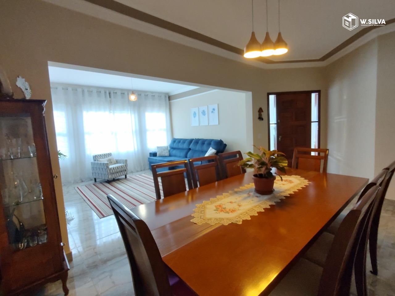 Casa em Bairro à venda no Parque São Lourenço: 