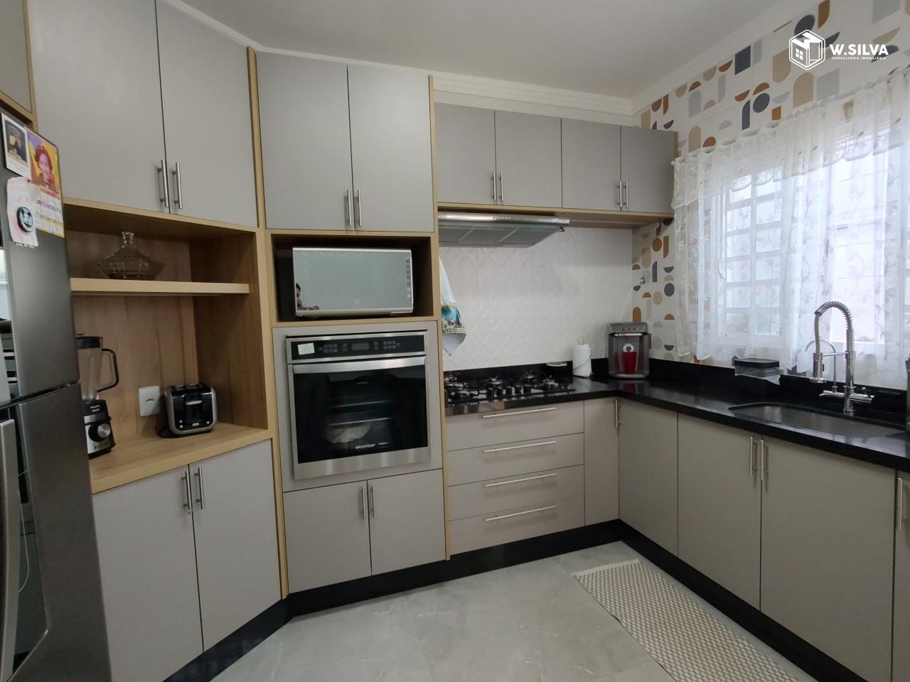 Casa em Bairro à venda no Parque São Lourenço: 