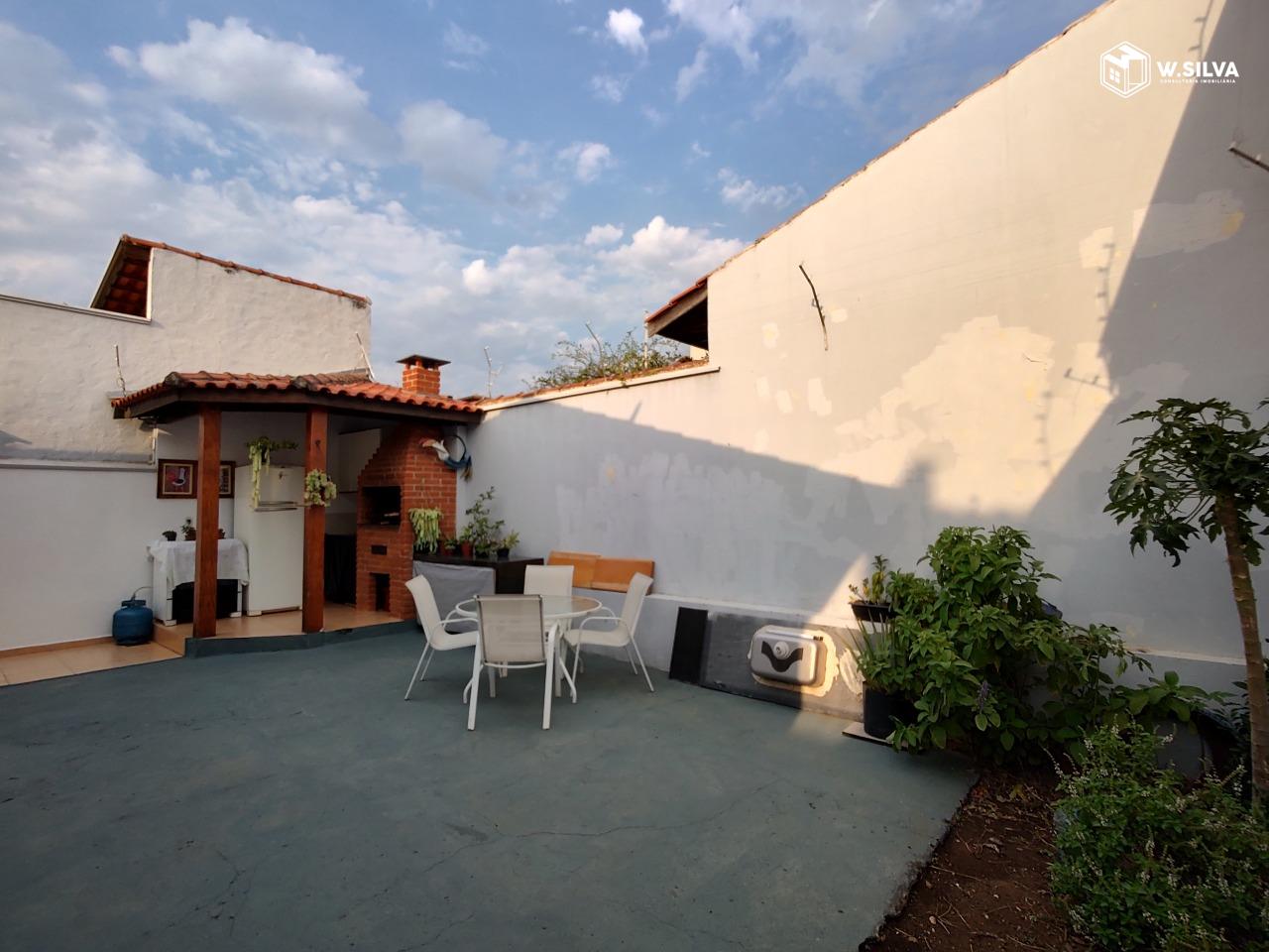 Casa em Bairro à venda no Parque São Lourenço: 