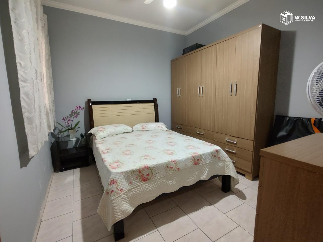 Casa em Bairro à venda no Parque São Lourenço: 