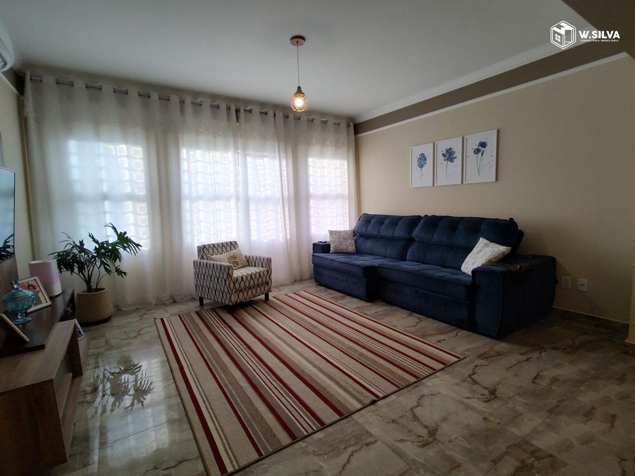 Casa em Bairro à venda no Parque São Lourenço: 