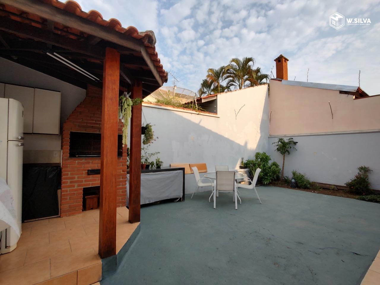 Casa em Bairro à venda no Parque São Lourenço: 