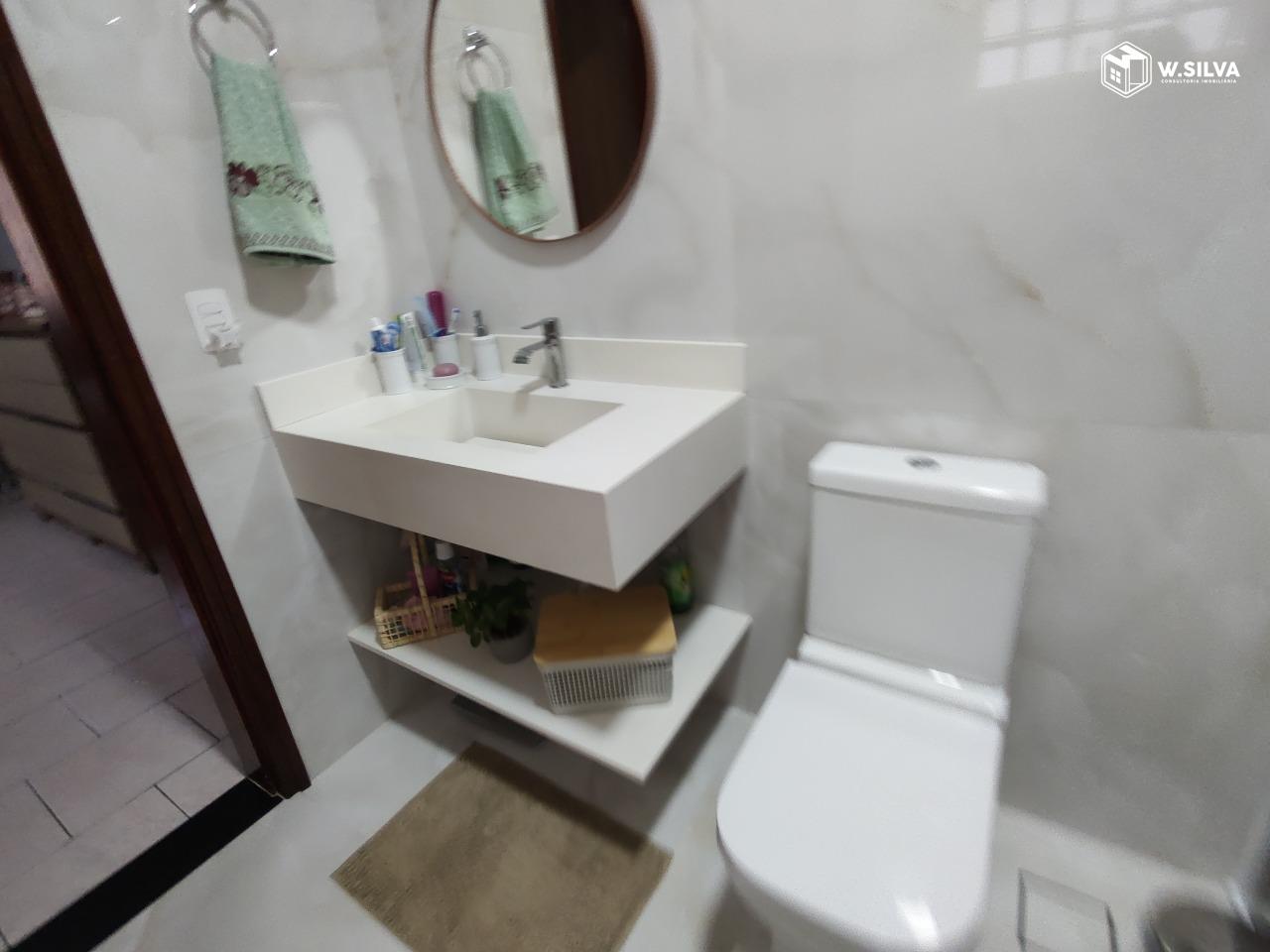 Casa em Bairro à venda no Parque São Lourenço: 