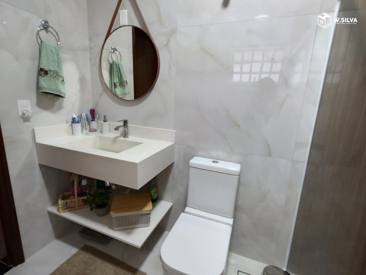 Casa em Bairro à venda no Parque São Lourenço: 