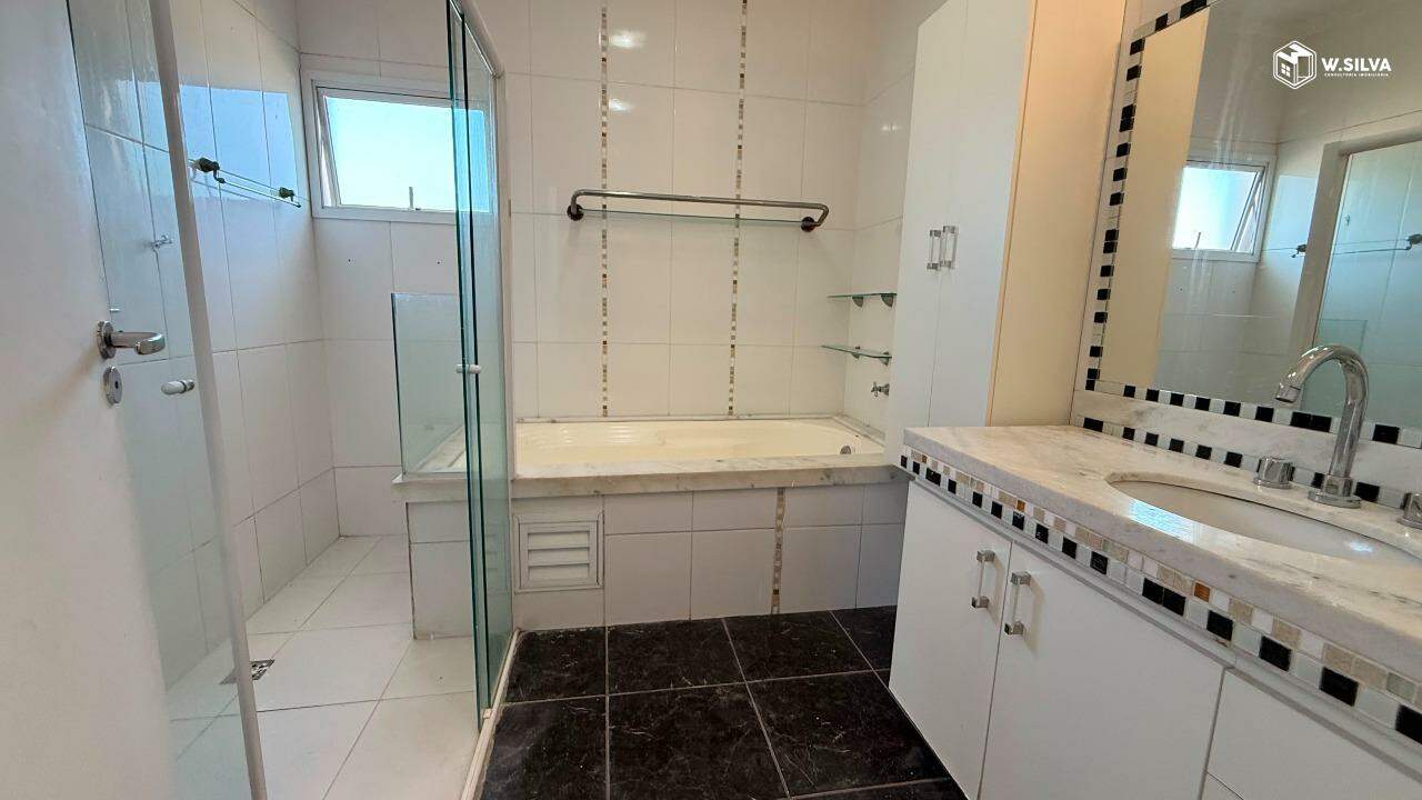 Casa em Condomínio à venda no Condomínio Portal das Acácias: 